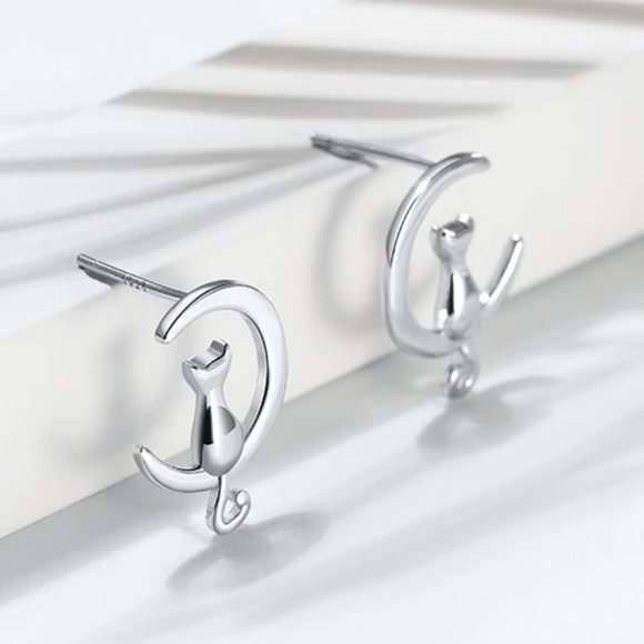 925 Silver Cat On The Moon Earrings - Picture 10 of 16